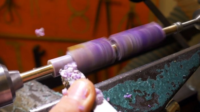 Как из крышек от ПЭТ бутылок сделать оригинальную ручку