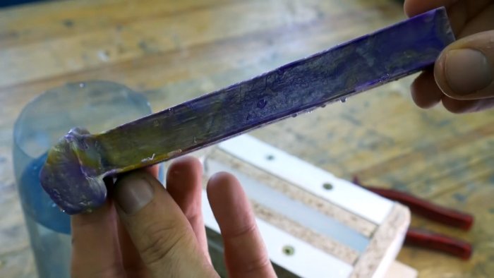 Как из крышек от ПЭТ бутылок сделать оригинальную ручку