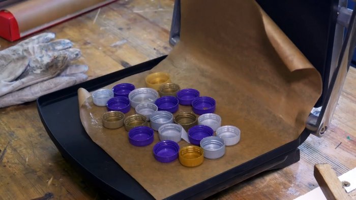 Как из крышек от ПЭТ бутылок сделать оригинальную ручку