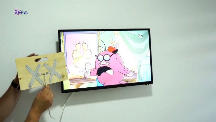 Как сделать простую антенну для цифрового ТВ из алюминиевой банки