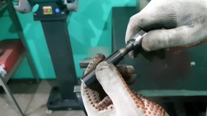 Как из небольшого газового баллона сделать угольный гриль