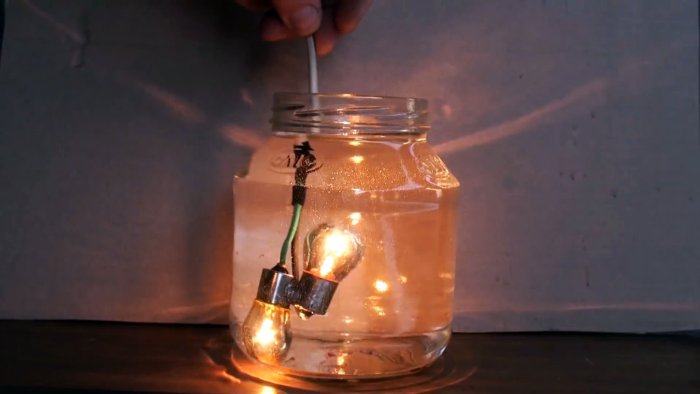 Как разморозить омывайку в бачке самодельным обогревателем