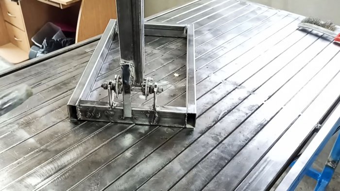 Как из велосипедных втулок сделать торцовочную пилу с протяжкой для болгарки