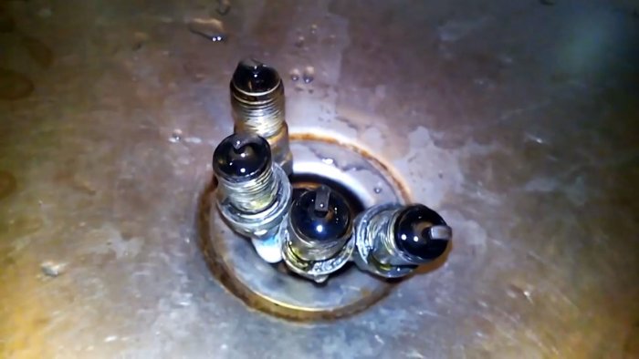 Заливаем антижир в свечи