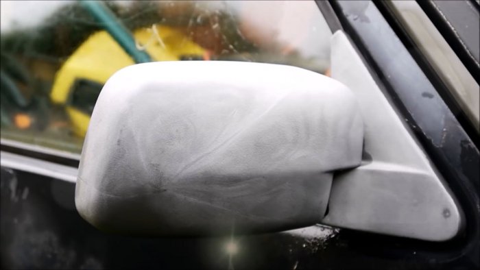 Сухое автомобильное зеркало