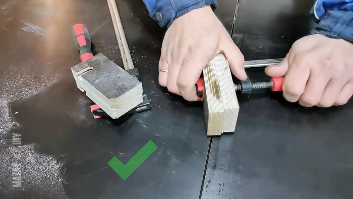 Как сделать мощные тиски из фанеры и домкрата