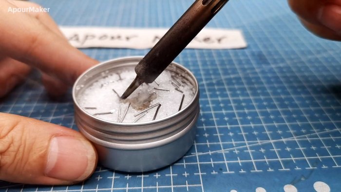 опустим жало в пасту