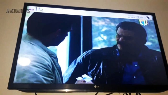 Простая антенна для цифрового ТВ из кабеля и разветвителя работает