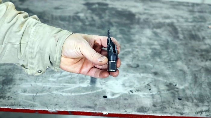 Сломанное сверло