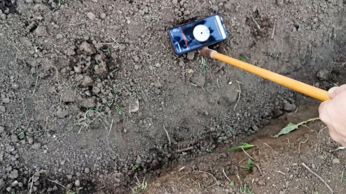 Устанавливаем смартфон в чехол