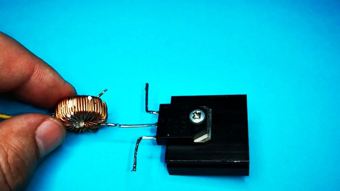Припаиваем индуктивность