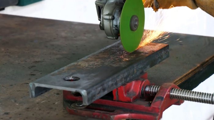 Сверлим отверстие коронкой