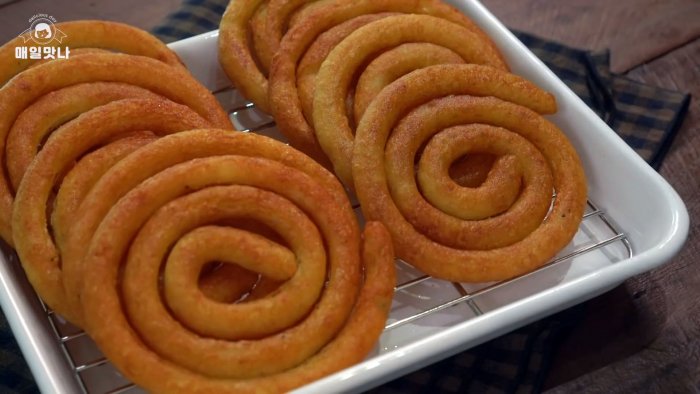 Даем стечь маслу