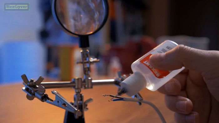 Носик для паяльного флюса