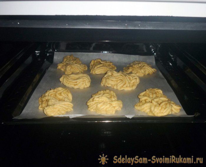 Выпекаем печенье