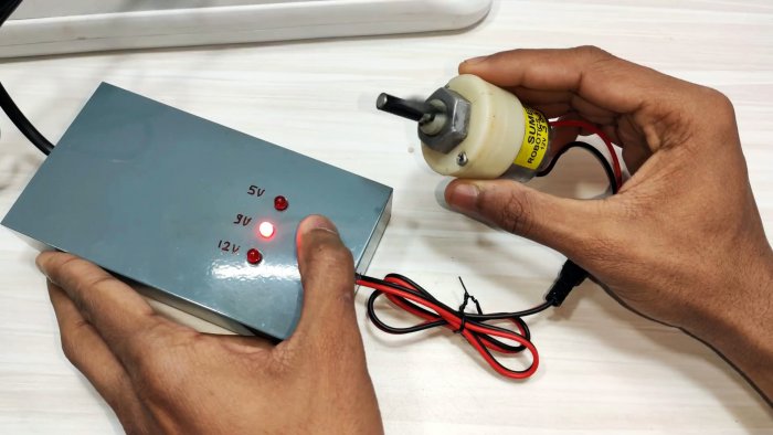 Простой блок питания на 3 напряжения