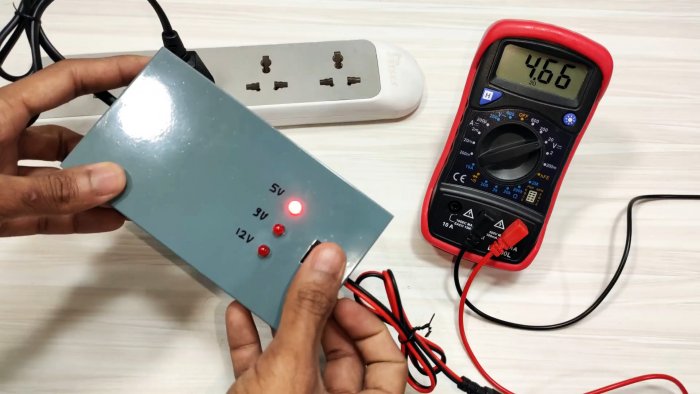 Простой блок питания на 3 напряжения