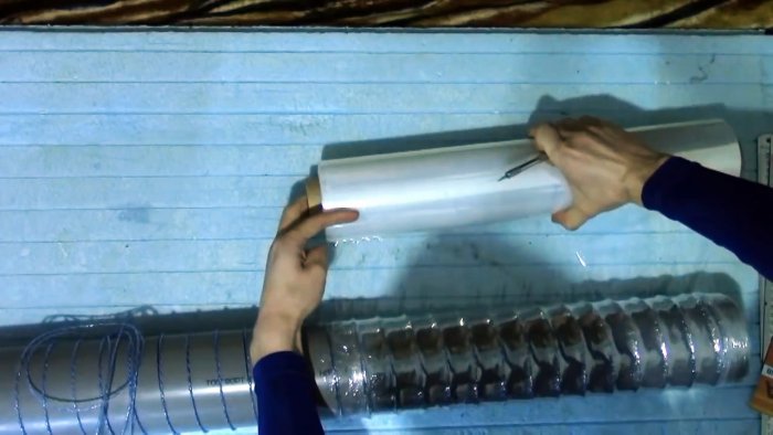 Как сделать гофрированный рукав из ПЭТ бутылок и пищевой пленки