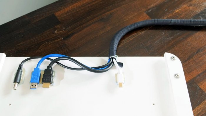 Как сделать док-станцию для ноутбука чтобы постоянно не подключать кучу проводов