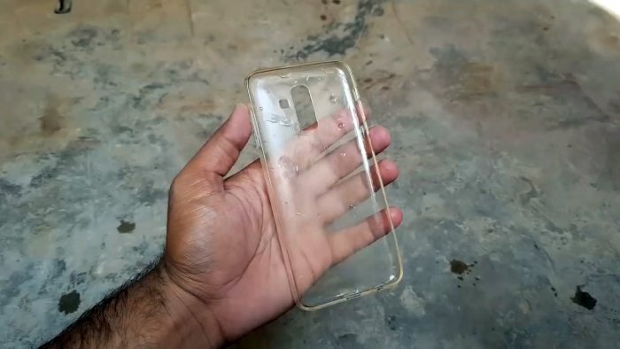 Как убрать желтизну с силиконового чехла