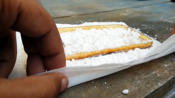 Как убрать желтизну с силиконового чехла