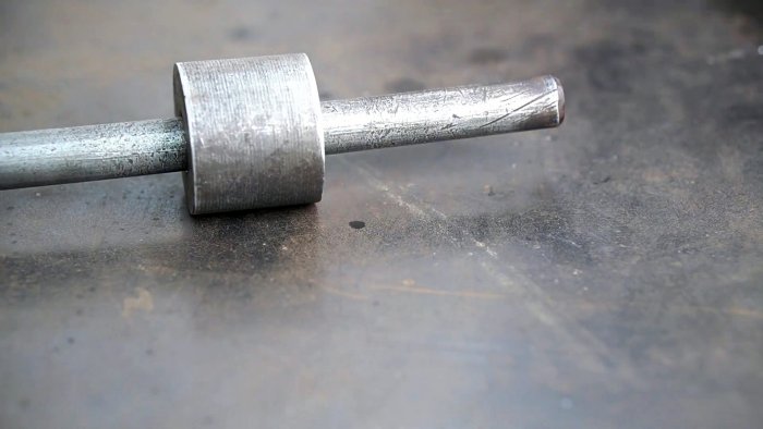 Как сделать съемник для глухих подшипников из анкера с обратным молотком