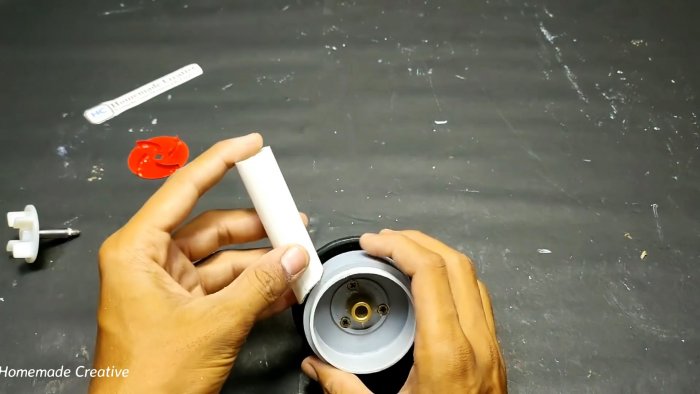 Мощная самодельная водяная помпа из старого блендера