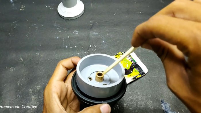 Мощная самодельная водяная помпа из старого блендера