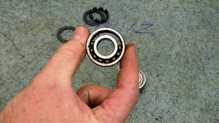 Как удалить обойму подшипника из корпуса