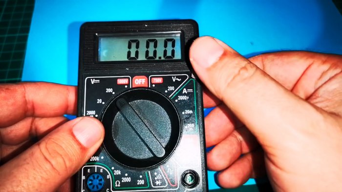 Как сделать автоматическое включение подсветки мультиметра