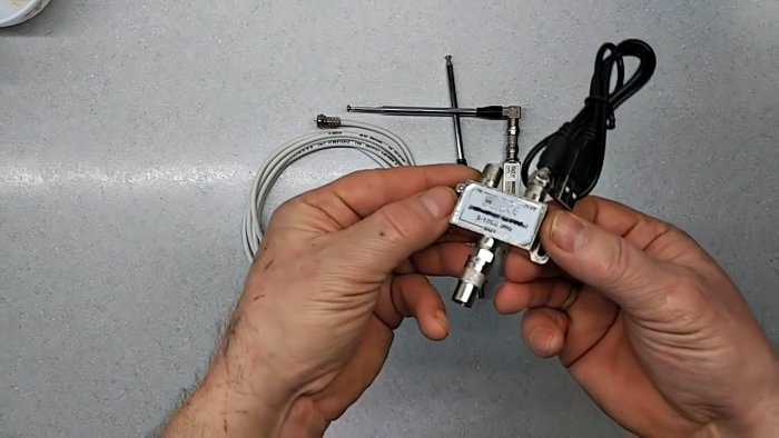 Как сделать мини ТВ антенну с высокой чувствительностью