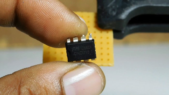 Как сделать простейший индикатор тока зарядки для Li-ion аккумулятора