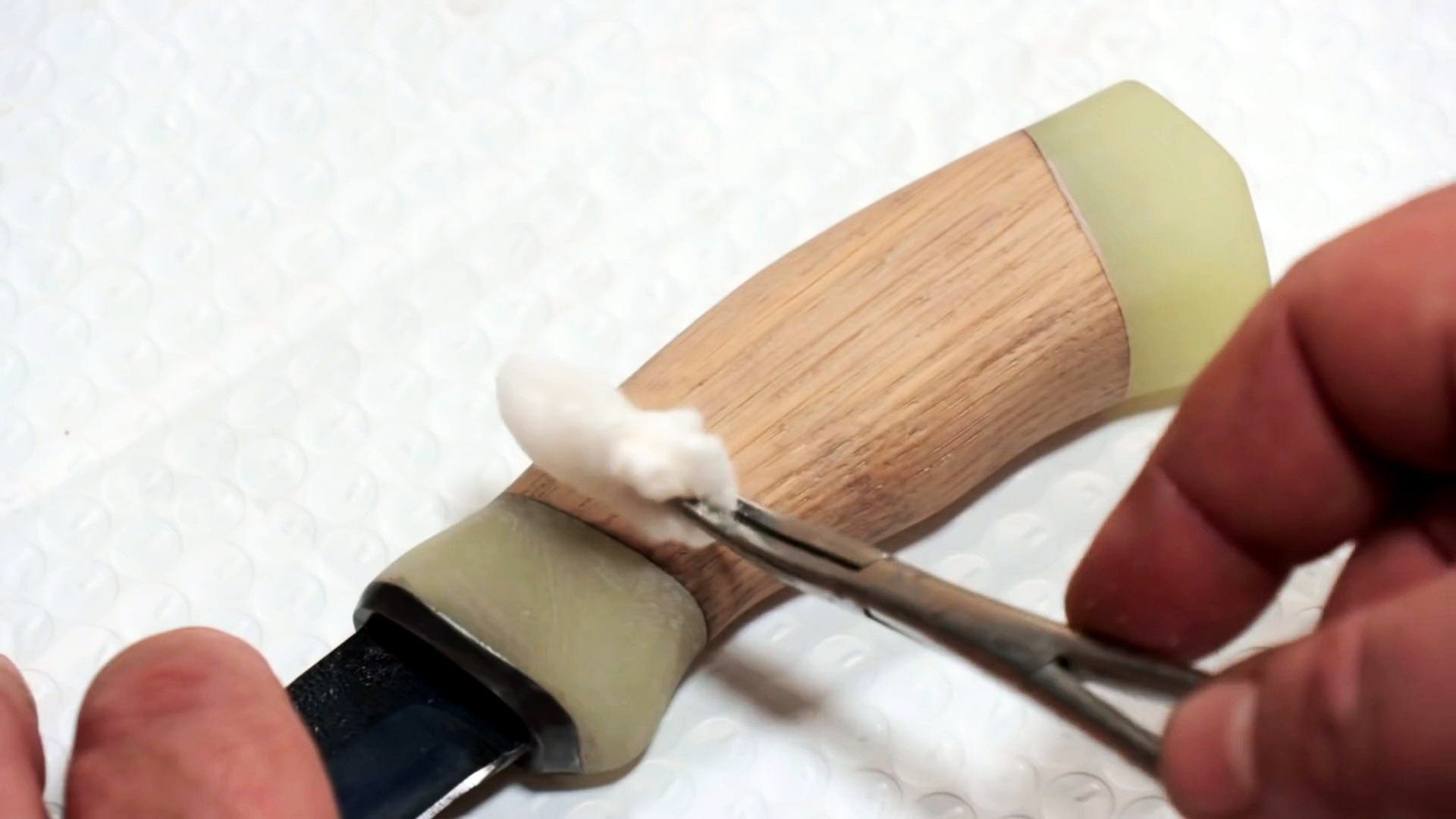 Как сделать светящуюся рукоять для ножа из эпоксидки и дерева