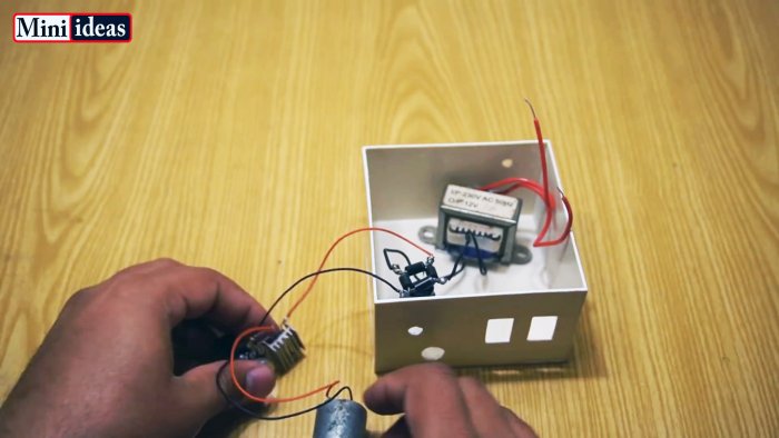 Как сделать термовоздушную станцию из старого паяльника