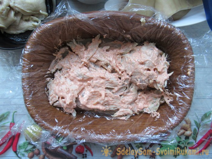 Прессованные свиные уши  бюджетная но очень вкусная закуска для любых случаев