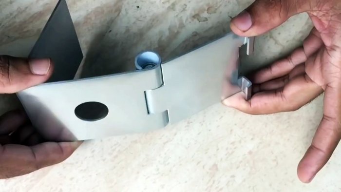 Как из ПВХ трубы сделать регулируемую подставку под телефон