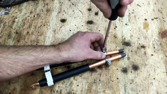 Как из трансформатора микроволновки сделать мощный контактный паяльник