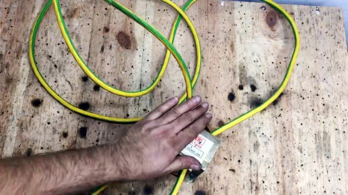 Как из трансформатора микроволновки сделать мощный контактный паяльник