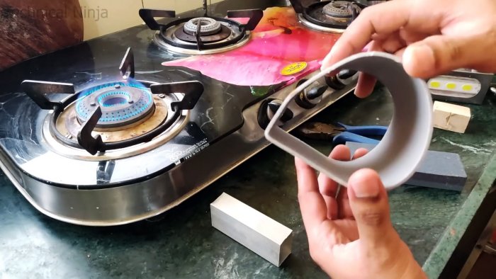 Как из батареи ноутбука и трубы ПВХ сделать аккумулятор 12 В Li-ion