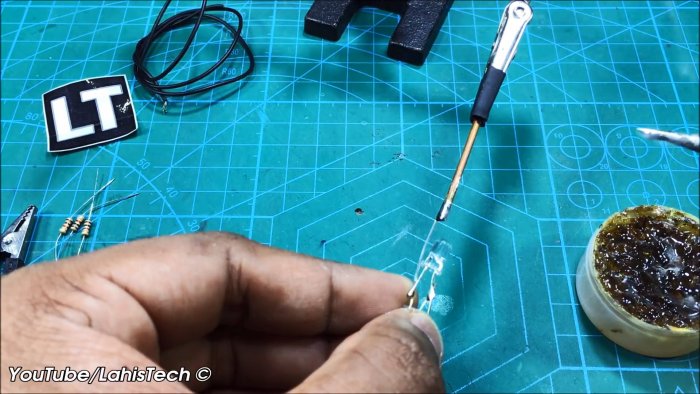 Тестер полярности из ручки