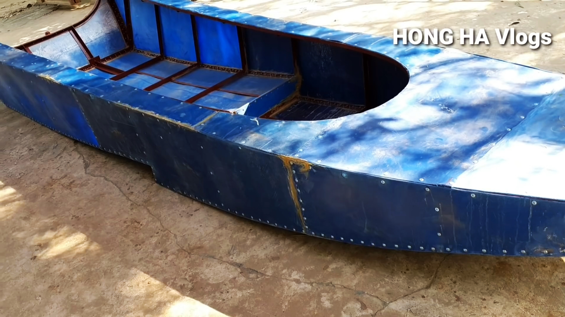 Лодка из двухсотлитровых бочек - Металлическое судостроение - Кают-Компания 