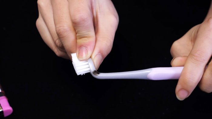 5 способов использования старых зубных щеток