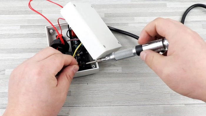 Как сделать электрический удлинитель с амперметром и вольтметром