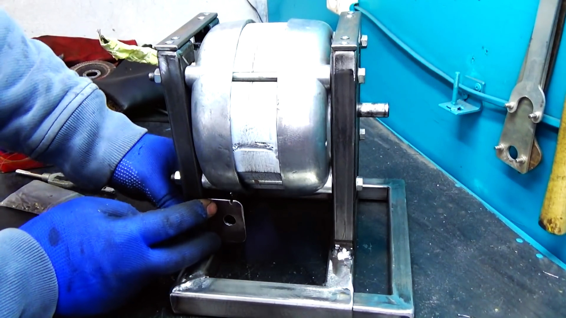 Как сделать заточной станок из двигателя старой стриалки