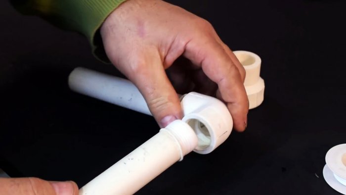 Как сделать резьбовое разборное соединение пластиковых труб без пайки