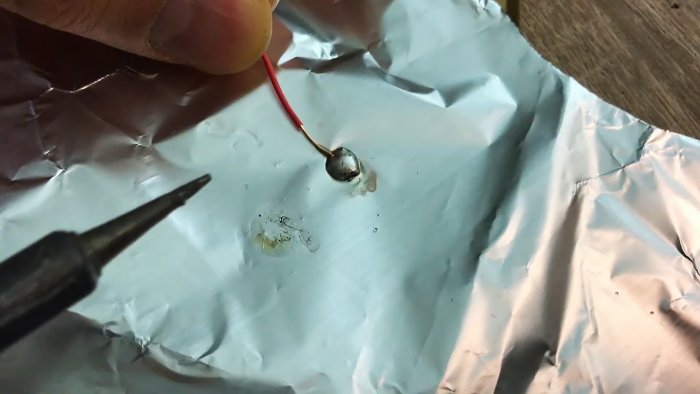 Как припаять медный провод к алюминиевой фольге