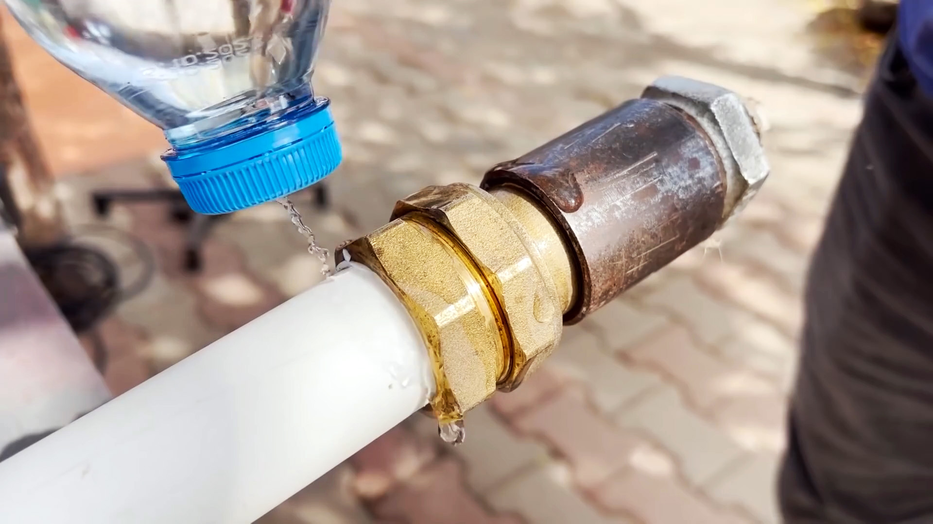 Как сделать простой и надежный дождеватель-разбрызгиватель из ПП трубы