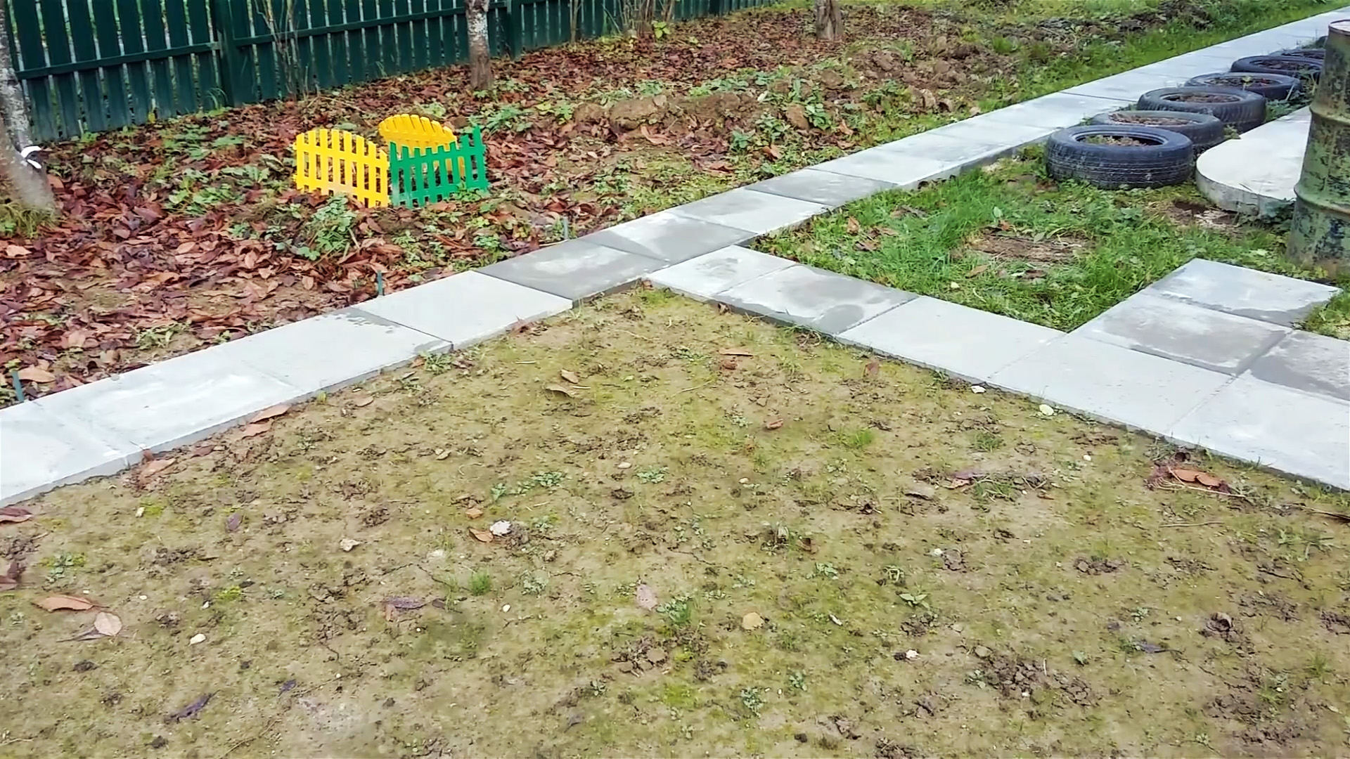 Как сделать идеальную садовую дорожку без ступенек и зазоров из тротуарной плитки 500х500 мм