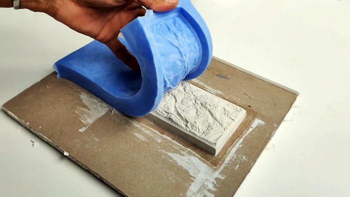 Как самому изготовить форму для отливки настенной плитки из гипса
