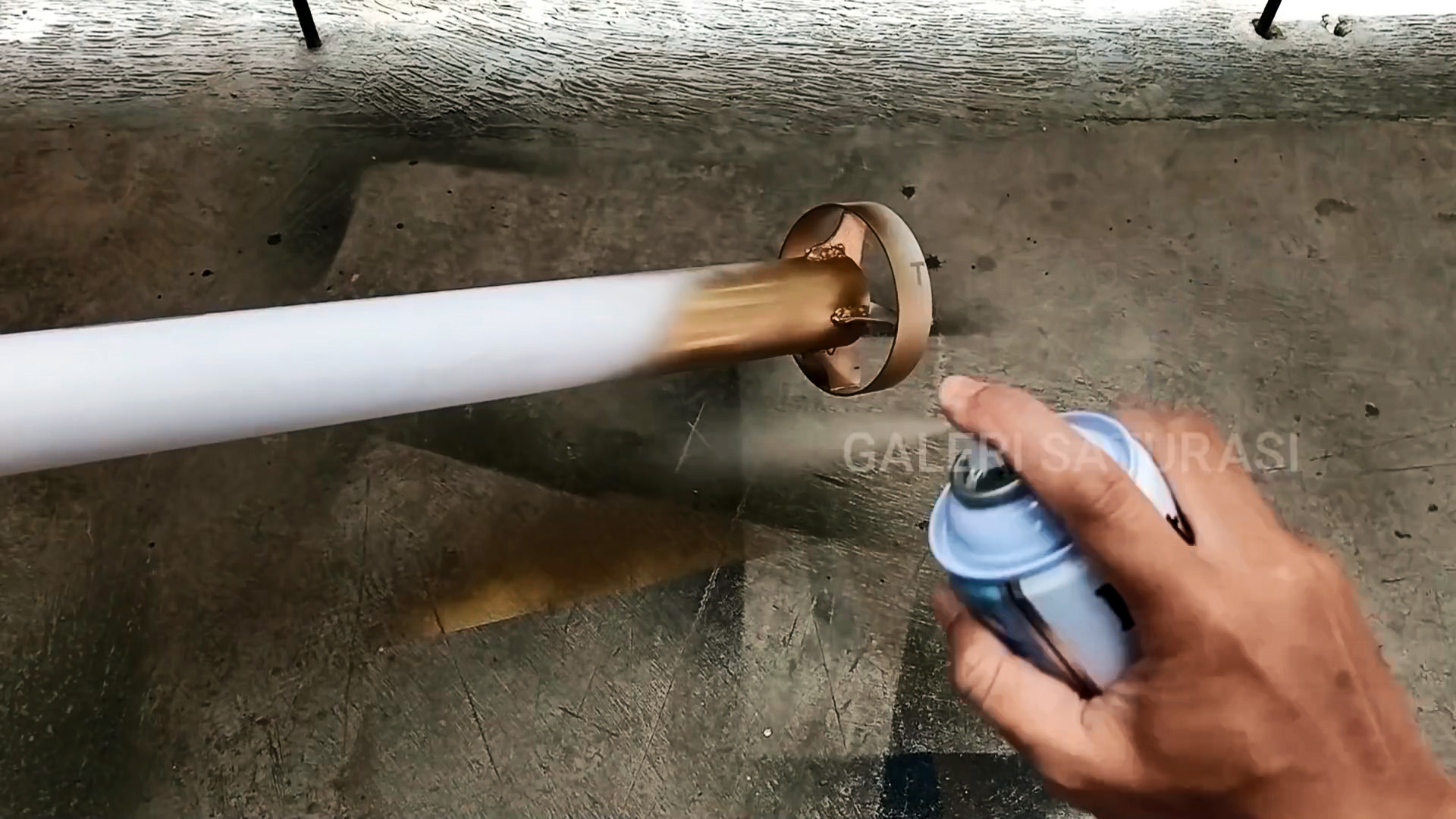 Как сделать современный садовый светильник за копейки из трубы ПВХ